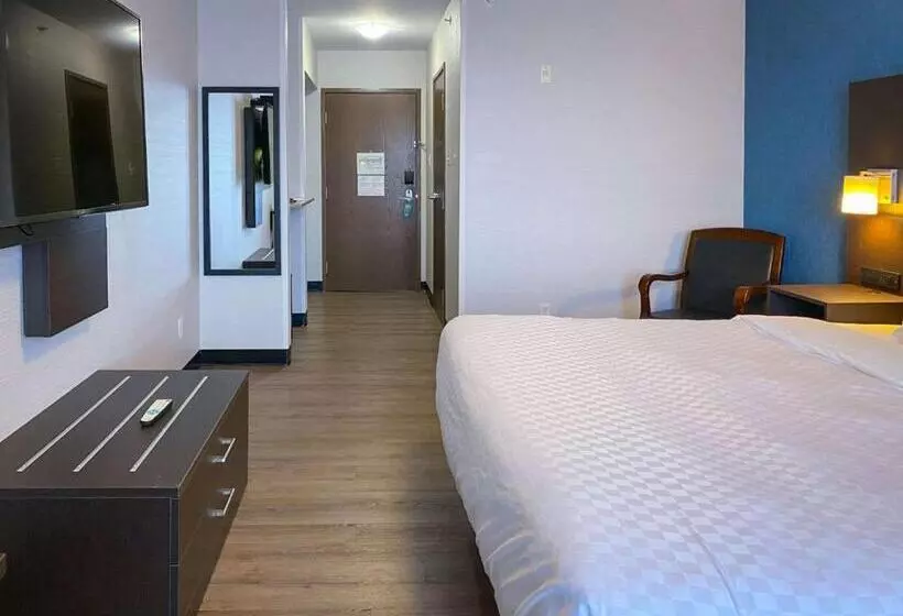 Отель Quality Inn