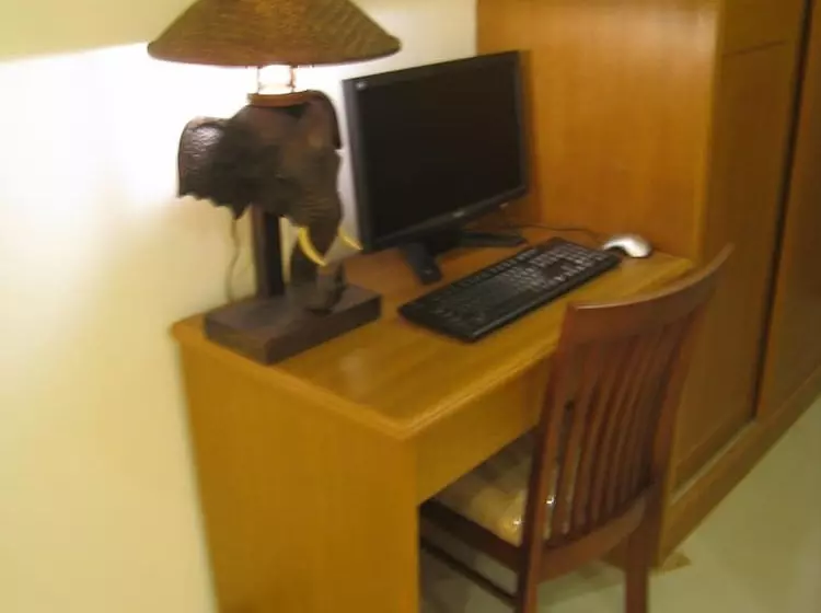 Rafael Hotel And Mansion Bangkok   Sha Extra Plus Certified