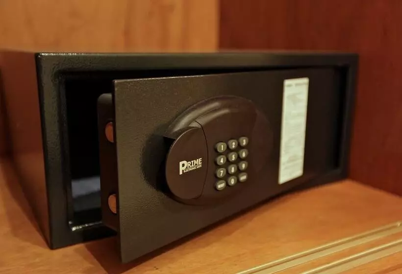 Rafael Hotel And Mansion Bangkok   Sha Extra Plus Certified