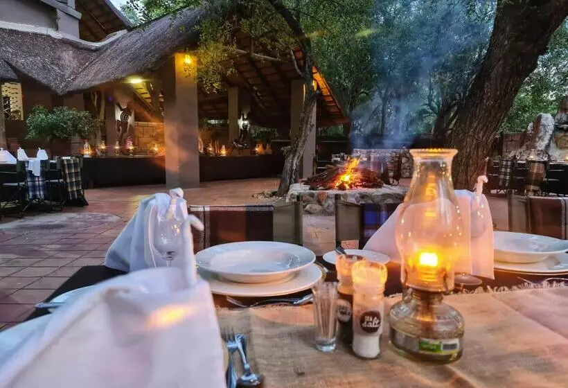 ホテル Karongwe Portfolio Shiduli Private Game Lodge