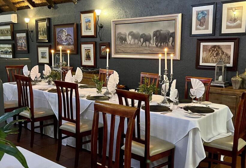 בית מלון כפרי Karongwe Portfolio   Shiduli Private Game Lodge