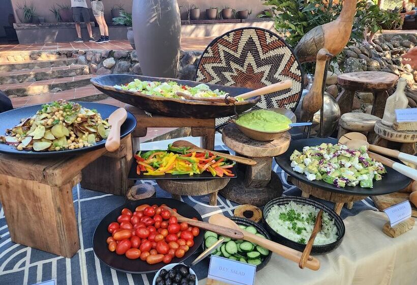 בית מלון כפרי Karongwe Portfolio   Shiduli Private Game Lodge