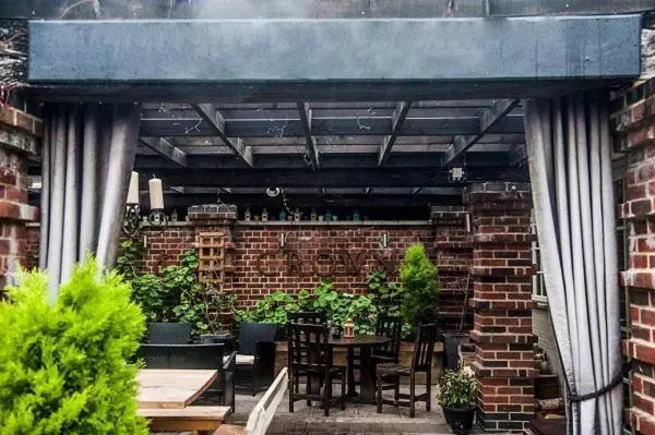 هتل The Rose & Crown, Ashbury