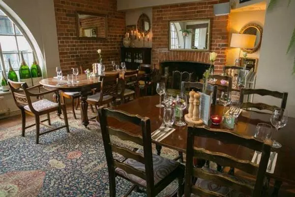 هتل The Rose & Crown, Ashbury