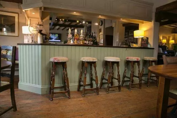 هتل The Rose & Crown, Ashbury
