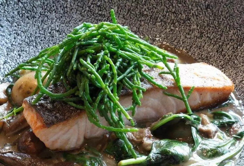 هتل The Rose & Crown, Ashbury