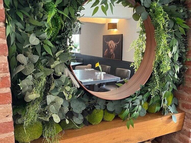 فندق The Royal Oak