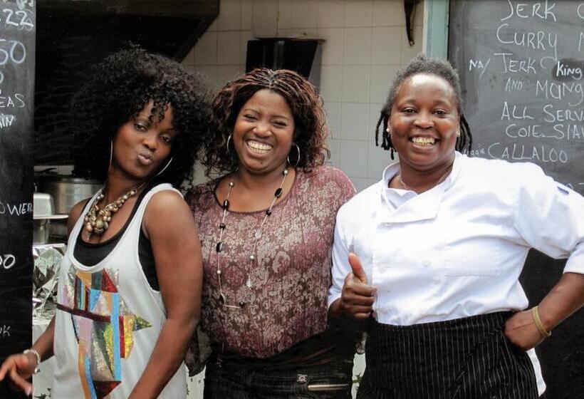 בית מלון כפרי The Scott Arms