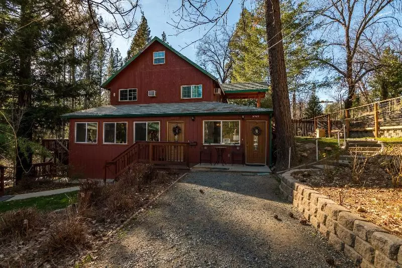 酒店 Yosemite Riverside Inn