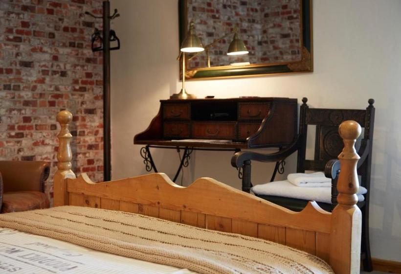 Lower Drayton Farm B&b