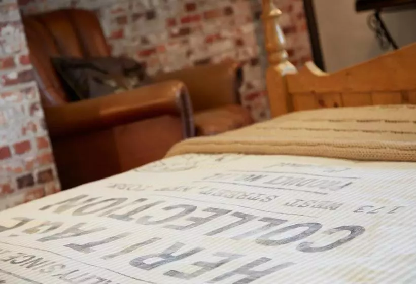 Lower Drayton Farm B&b