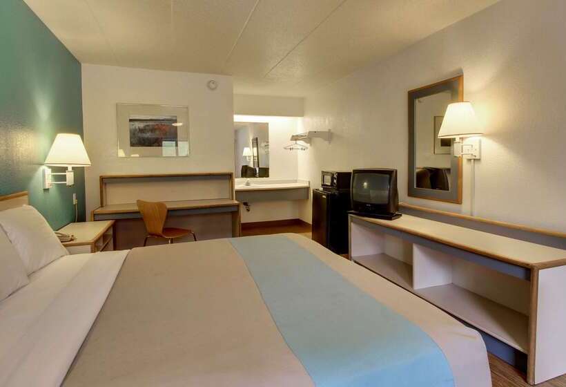 Motel 6 Cedar Rapids, Ia