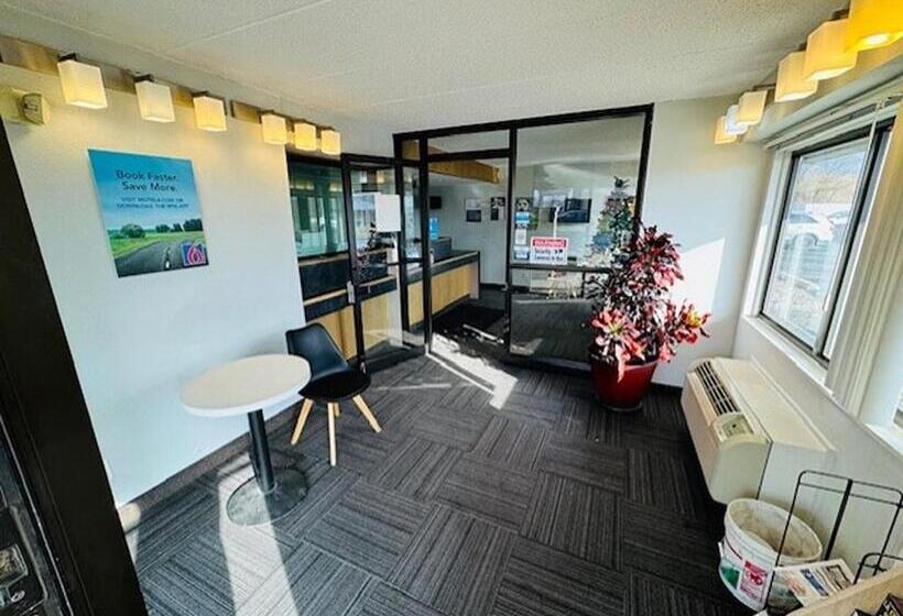 Motel 6 Cedar Rapids, Ia