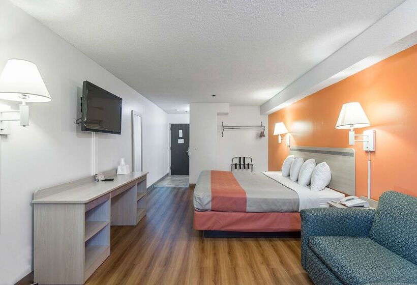 Motel 6 Lawrence, Ks