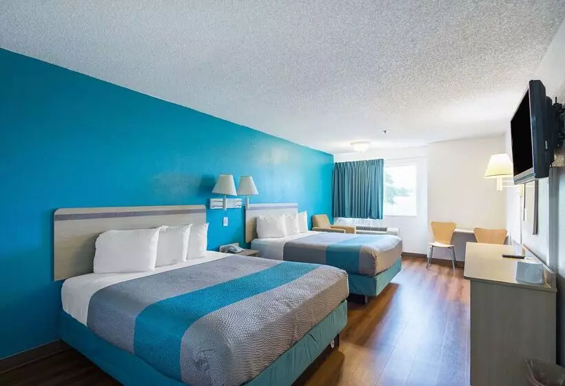 Motel 6 Lawrence, Ks