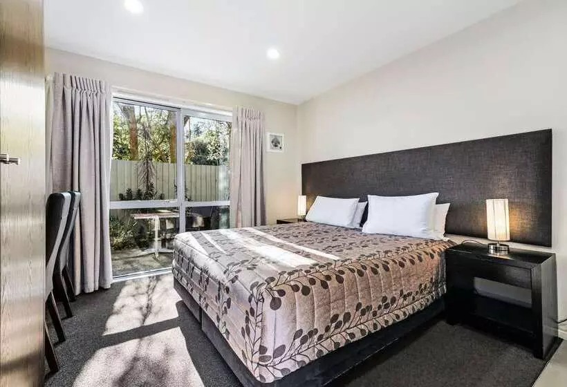 モーテル Quality Suites Amore