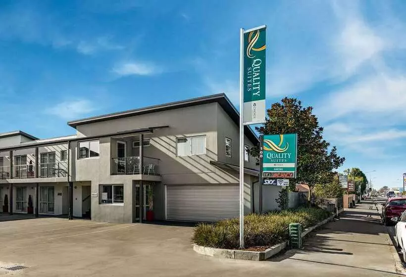 モーテル Quality Suites Amore