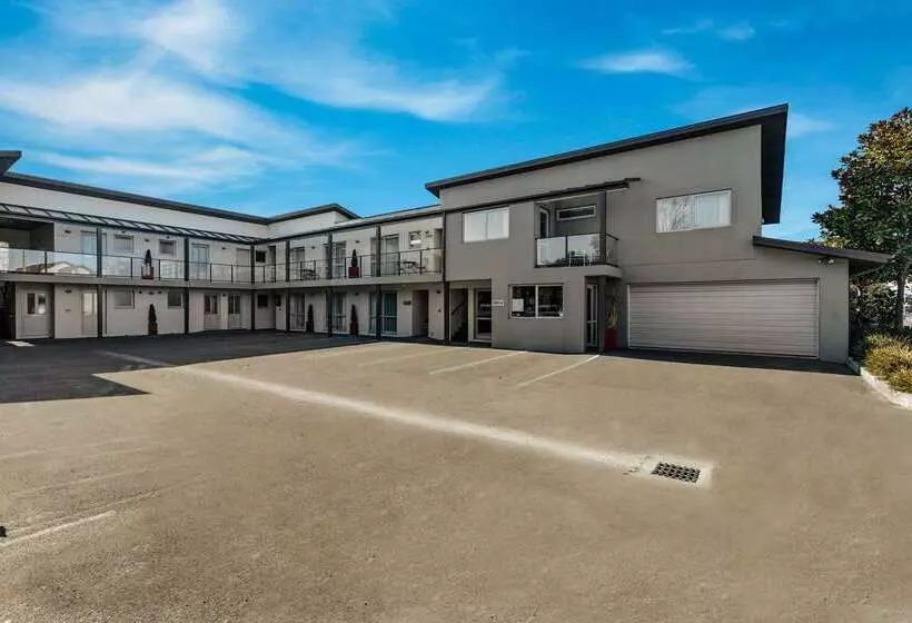 モーテル Quality Suites Amore