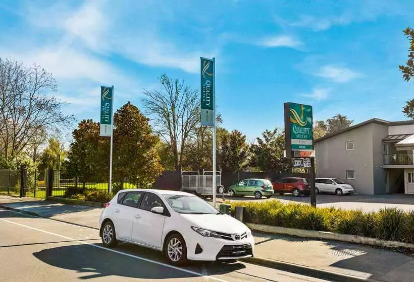 モーテル Quality Suites Amore