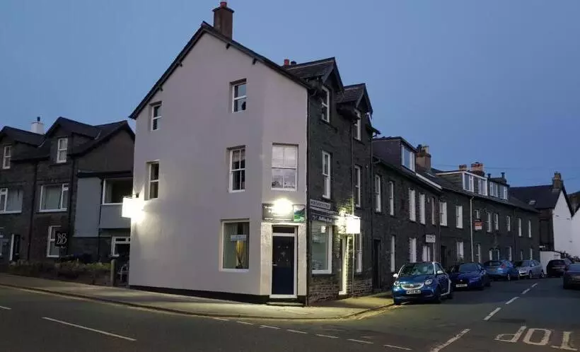 ペンション Babbling Brook Guesthouse