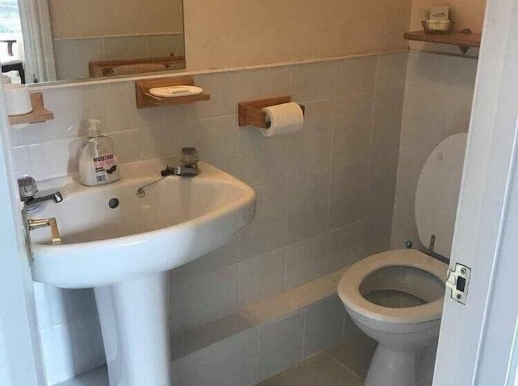 Пансион Bridgeside Guest House