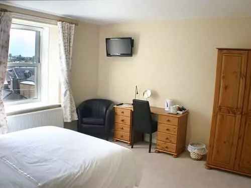 膳宿费 Brougham House