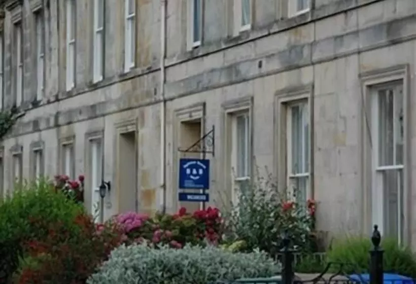 Majatalo Eglinton Guest House