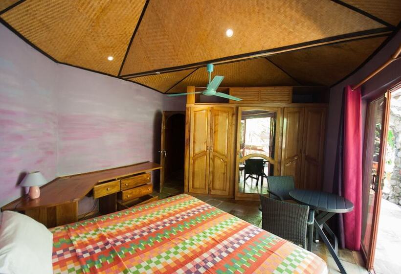 Pensiune Le Triskell