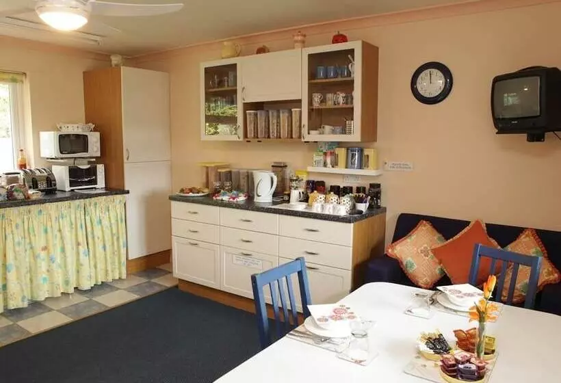 פנסיון Little Bullocks Farm