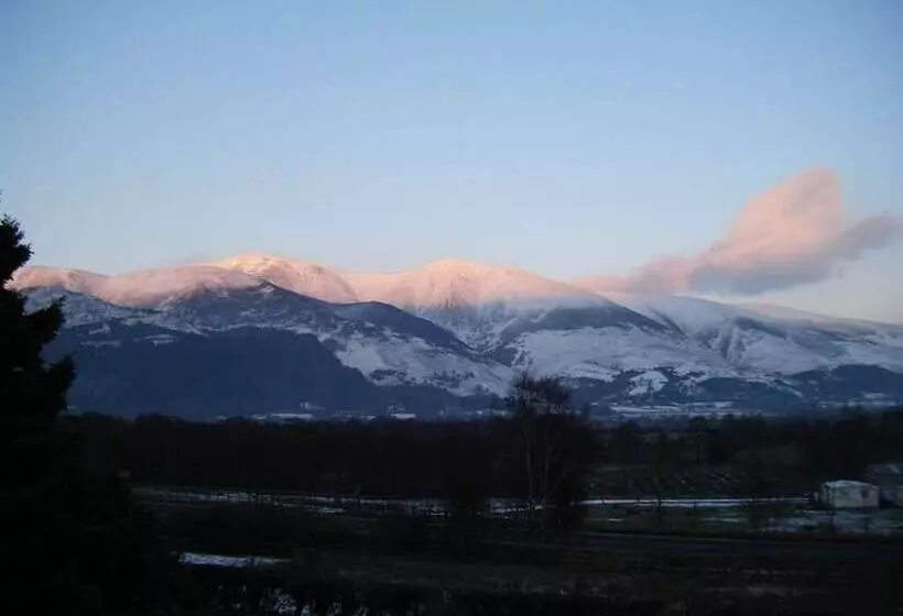 פנסיון Maple Bank