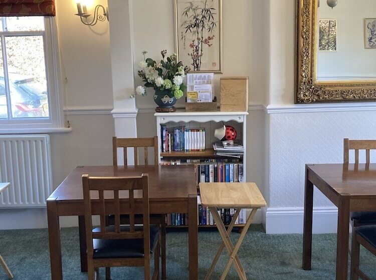 بنسيون Maple Bank