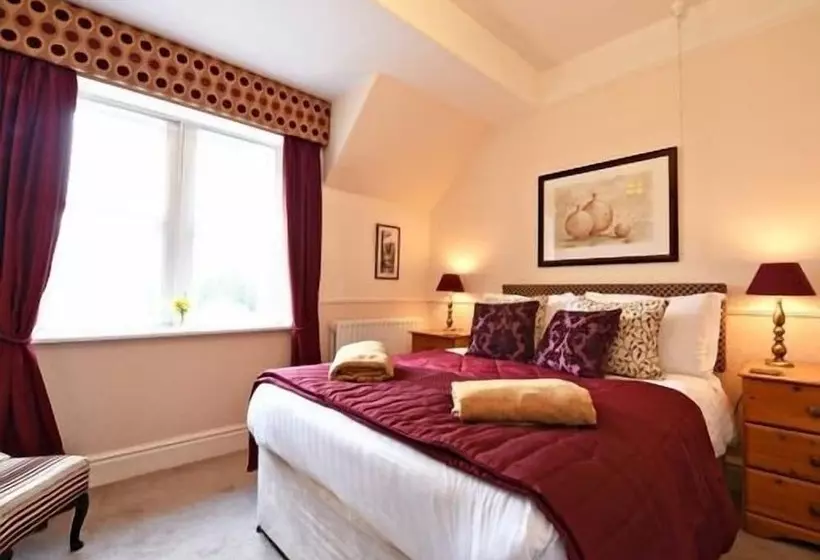 פנסיון Maple Bank