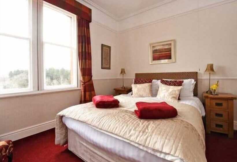 بنسيون Maple Bank