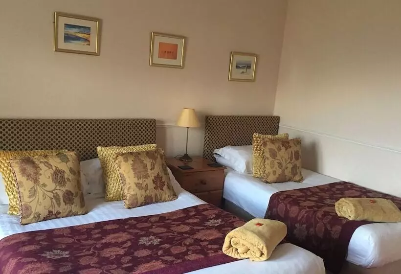 פנסיון Maple Bank