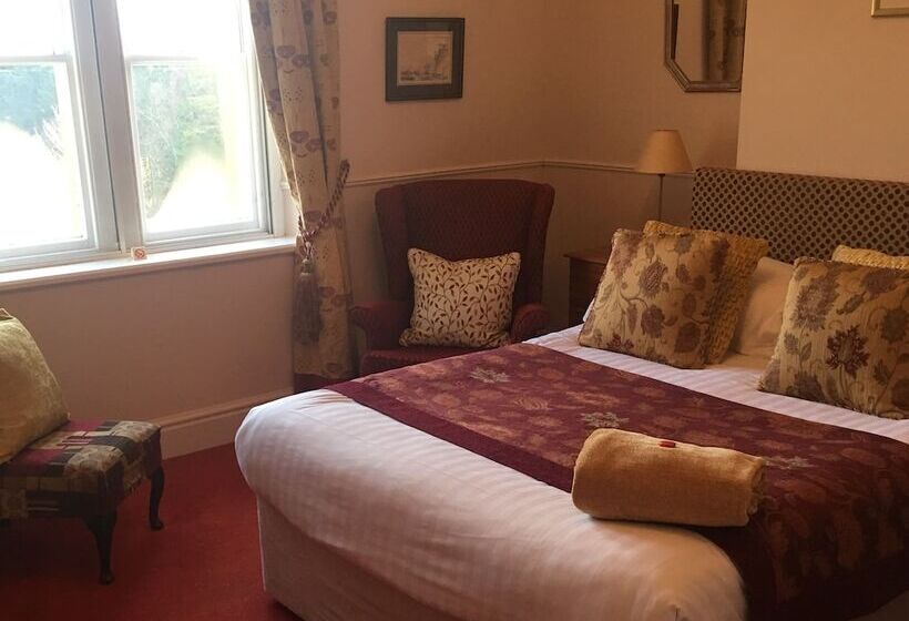 بنسيون Maple Bank