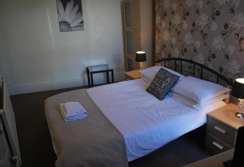 بنسيون Millifont Guest House