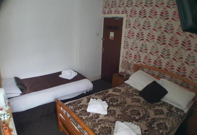 Пансион The Manuela Rose