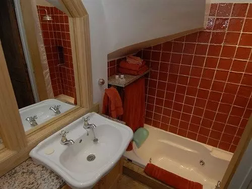 ペンション The Old Court - Guest House