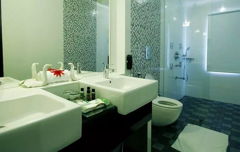 Resort The Tall Trees Munnar