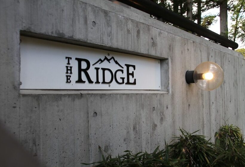 The Ridge Hotel & Apartments
