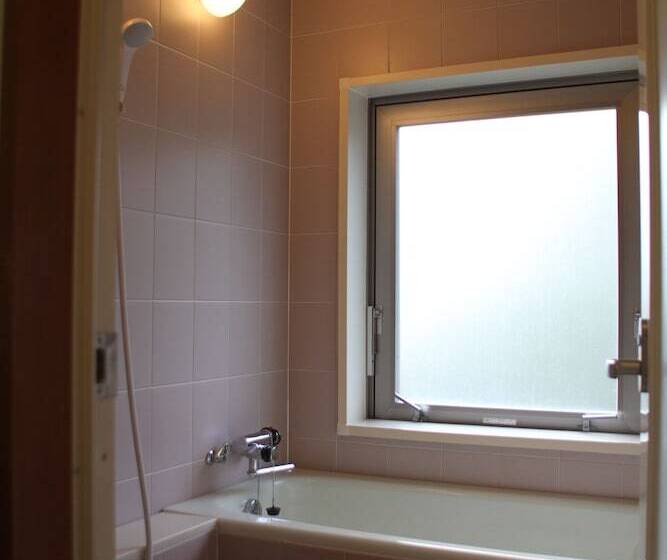 The Ridge Hotel & Apartments