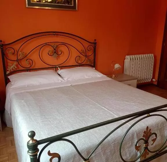 ベッドアンドブレックファースト Lily   Storie Del Bosco