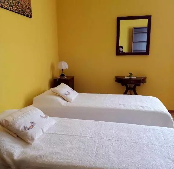 ベッドアンドブレックファースト Lily   Storie Del Bosco