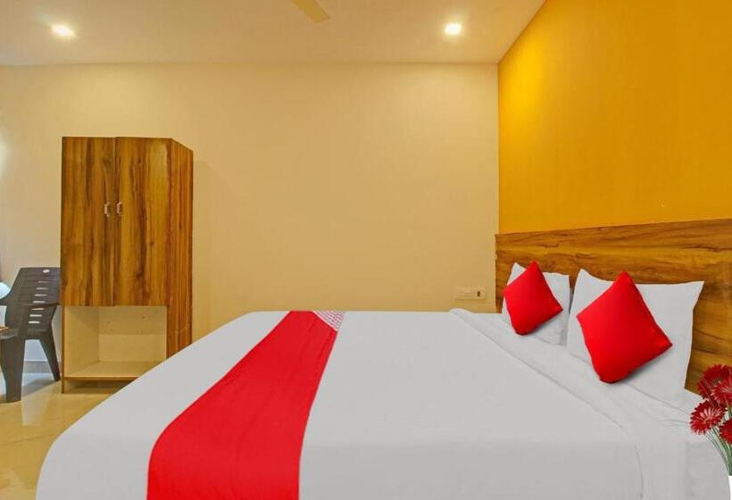 Flagship Hotel R Square