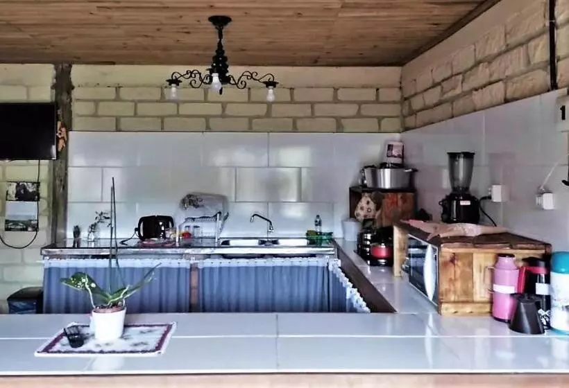 Hostel Casa Da Pedra Chata