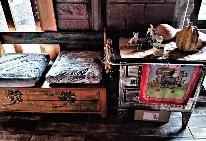 Hostel Casa Da Pedra Chata