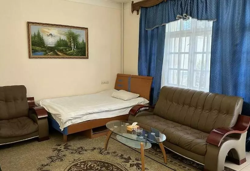 هتل Argishti