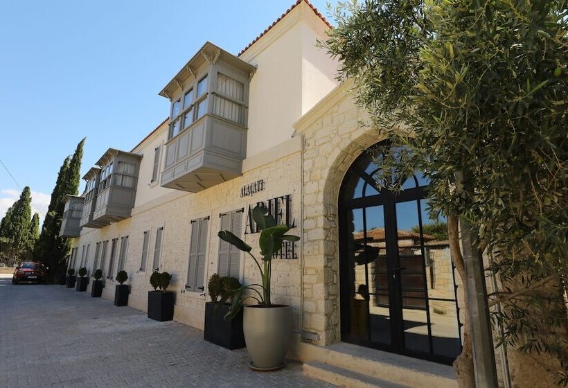 בית מלון כפרי Ariel Plus Alaçatı