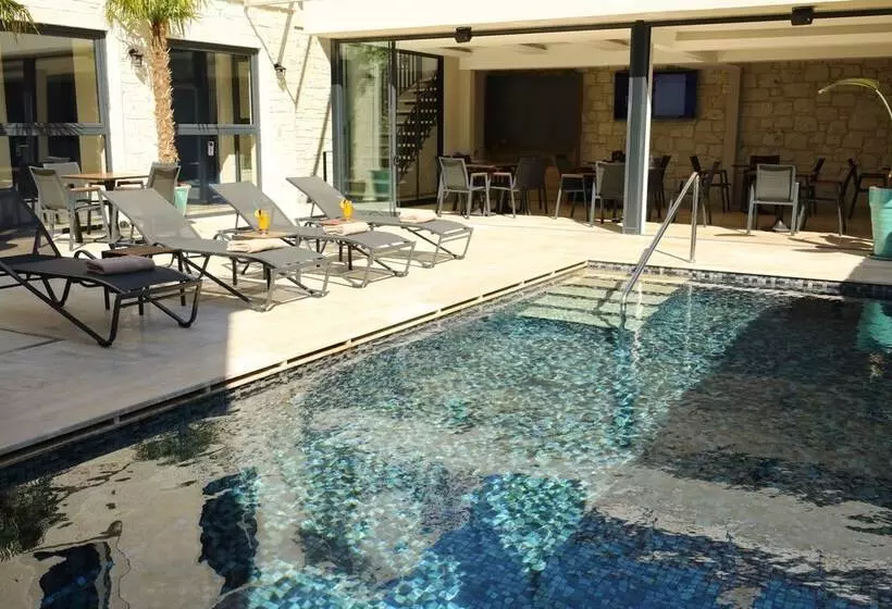 Hotelli Ariel Plus Alaçatı