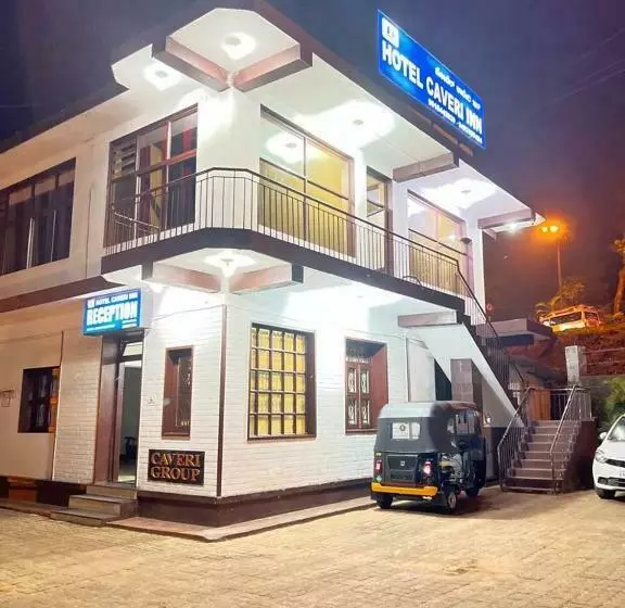 ホテル Caveri Inn